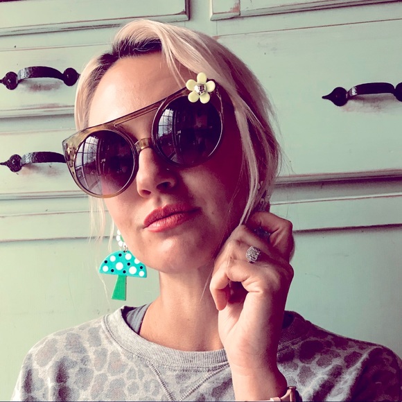 Flower power sunglasses 🌸 revo aviators coachella - Picture 1 of 3